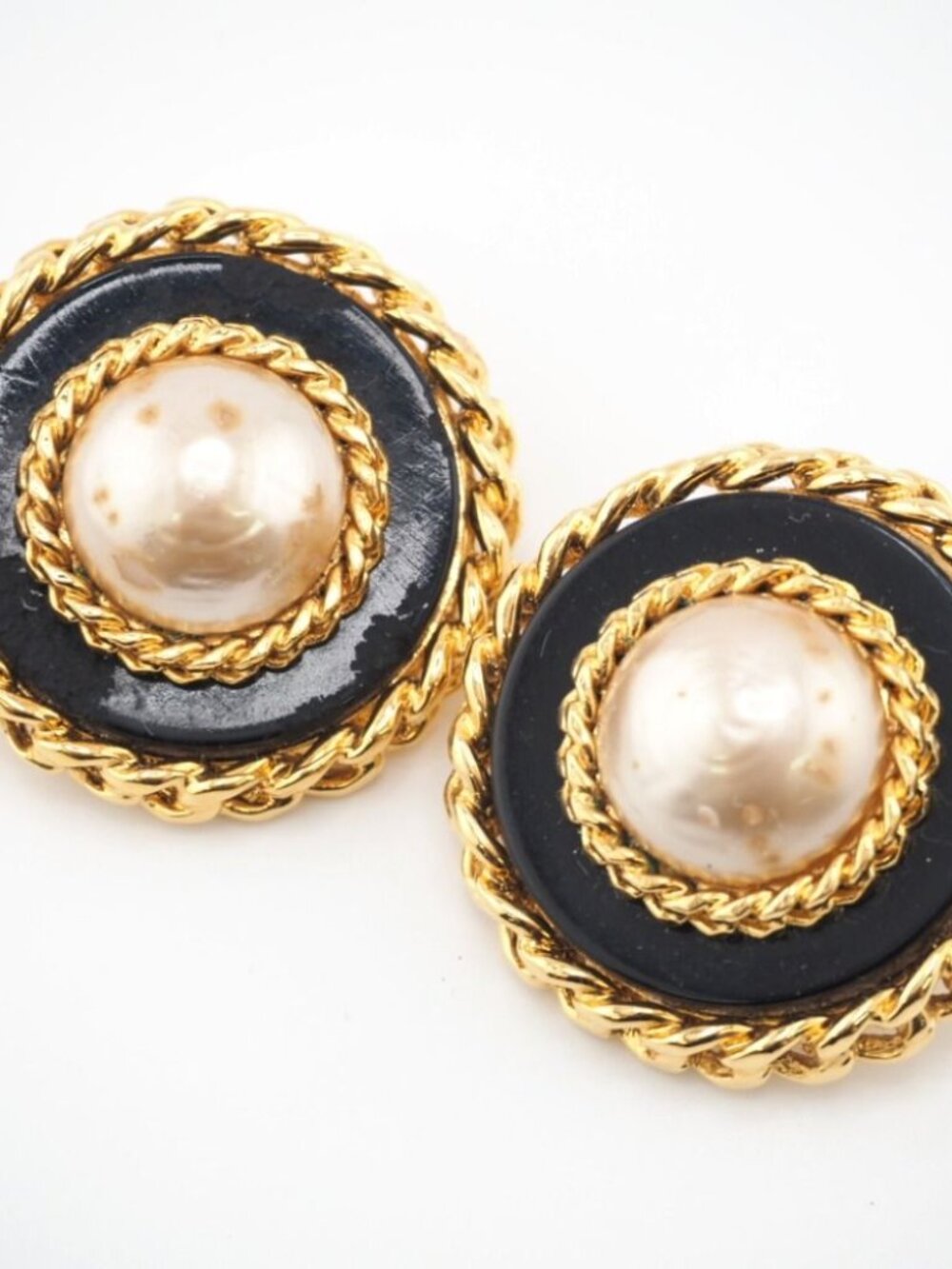 Chanel Faux Pearl 26 Earrings Gold